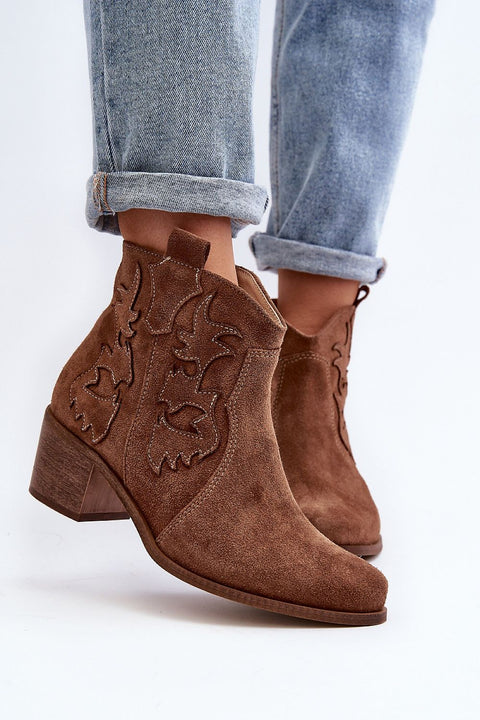 Heel boots Step in style