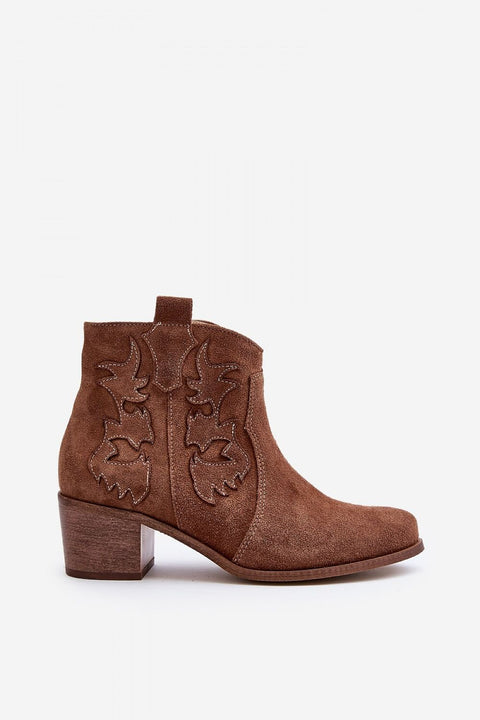 Heel boots Step in style