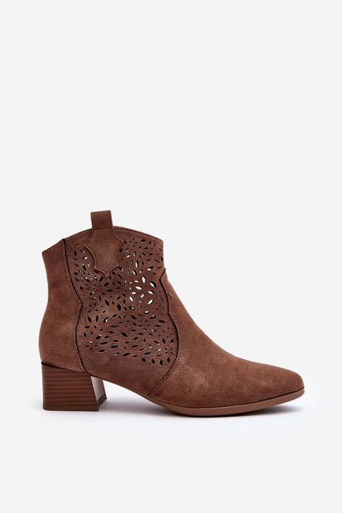 Heel boots Step in style
