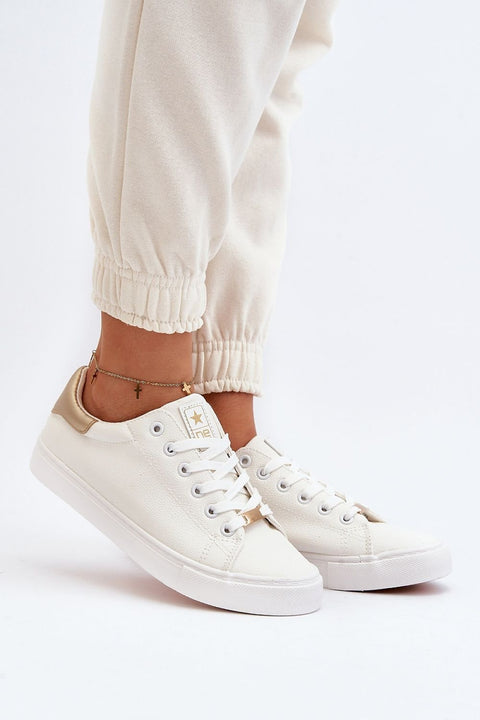 Sneakers Step in style
